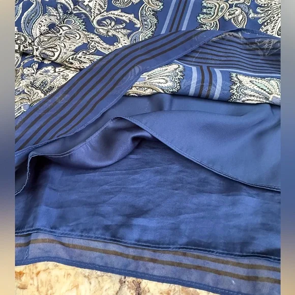 Max Studio sz MD like new slip on mid length loose sleeveless summer dress - Picture 8 of 8